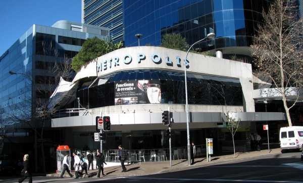 Metropolis Hotel