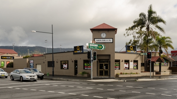 Albion Park Hotel