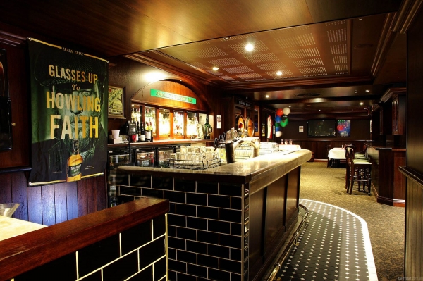 Mick O'Malleys Irish Pub